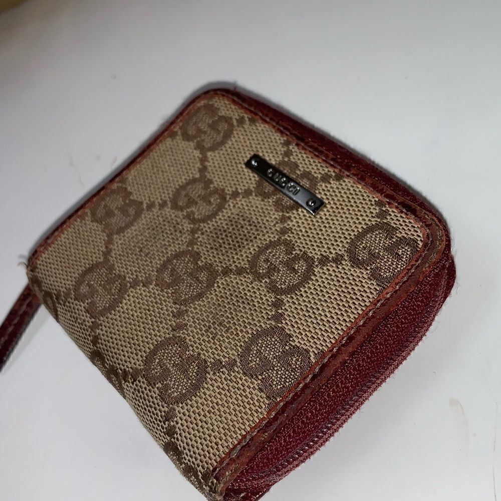 Gucci GG Logo Coin Wallet                  💥Authentic💥 - Picture 3 of 7
